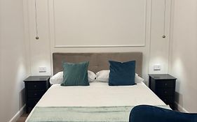 Atrium Apartment Caserta